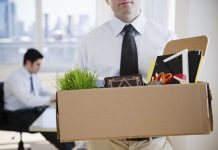 Điềm báo bất ngờ khi mơ thấy bị đuổi việc? mơ bị đuổi việc