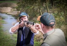 Chiêm bao thấy bắn nhau đánh con gì cho chất? mơ thấy bắn nhau