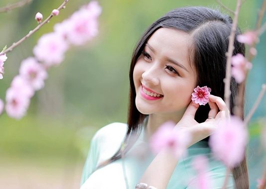 Mơ thấy gặp người lạ đánh đề con gì dễ trúng và ý nghĩa của giấc mộng