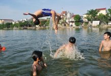 Mơ thấy tắm sông – Điềm báo và con số may mắn sẽ về Mơ thấy tắm sông